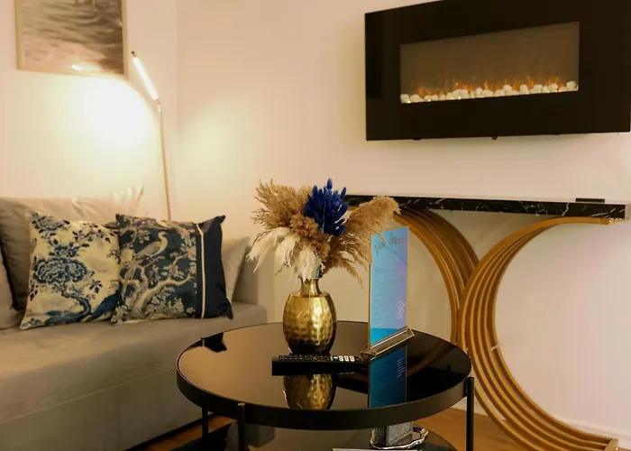 C - Gargen, Stilvoll, Modern & Cozy Im Zentrum Von Appartamento *